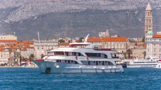 Moonlight: Split to Opatija Cruise | Croatia Cruise-211
