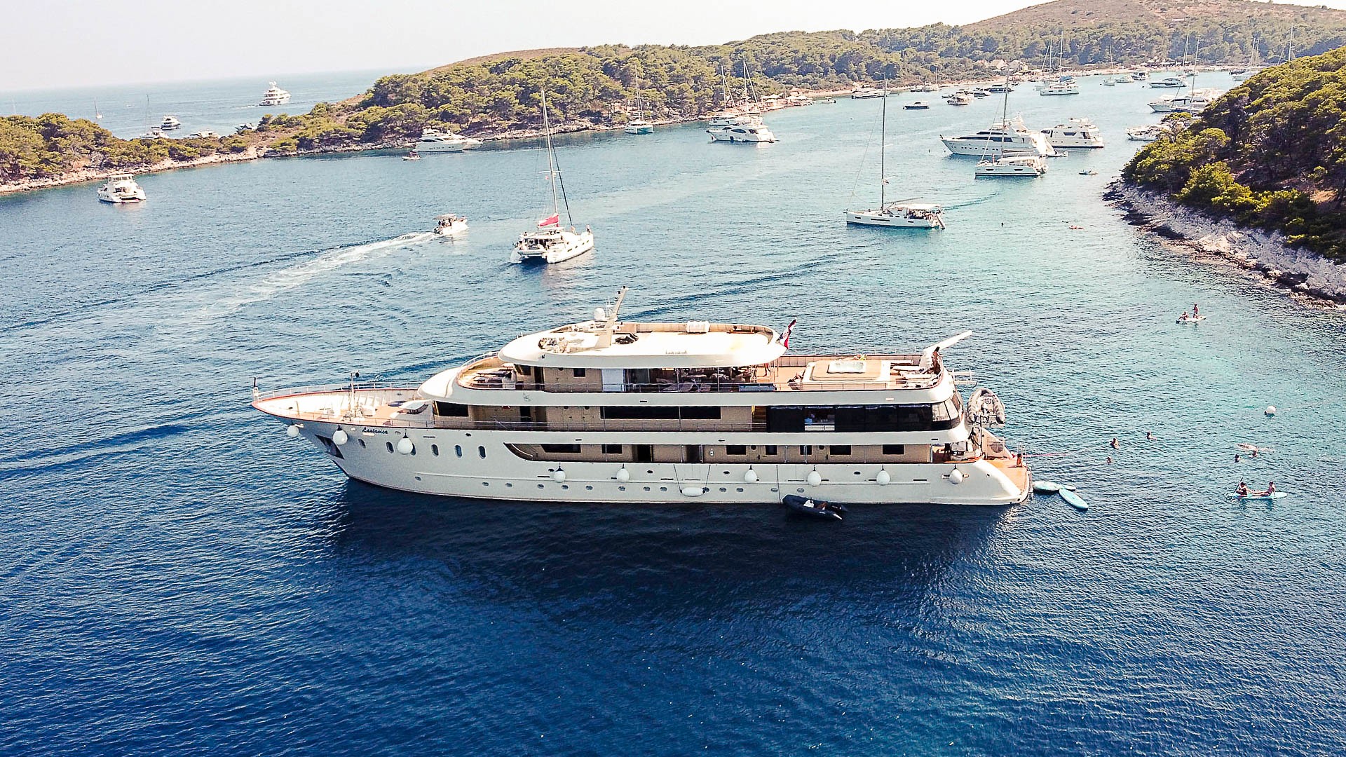 lastavica-lead-001.JPG Croatia Cruise